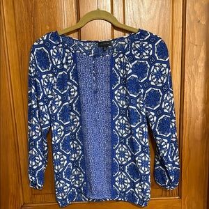 The limited Blue and White Printed Women's Blouse XS